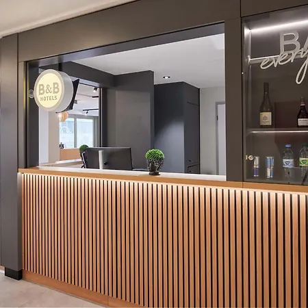 Wiesbaden-ost 3* فيسبادن